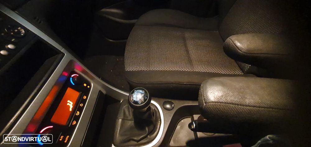 Peugeot 307 1.6 HDi Premium - 8