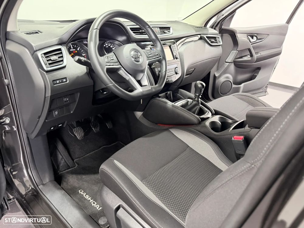 Nissan Qashqai 1.5 dCi N-Connecta - 19
