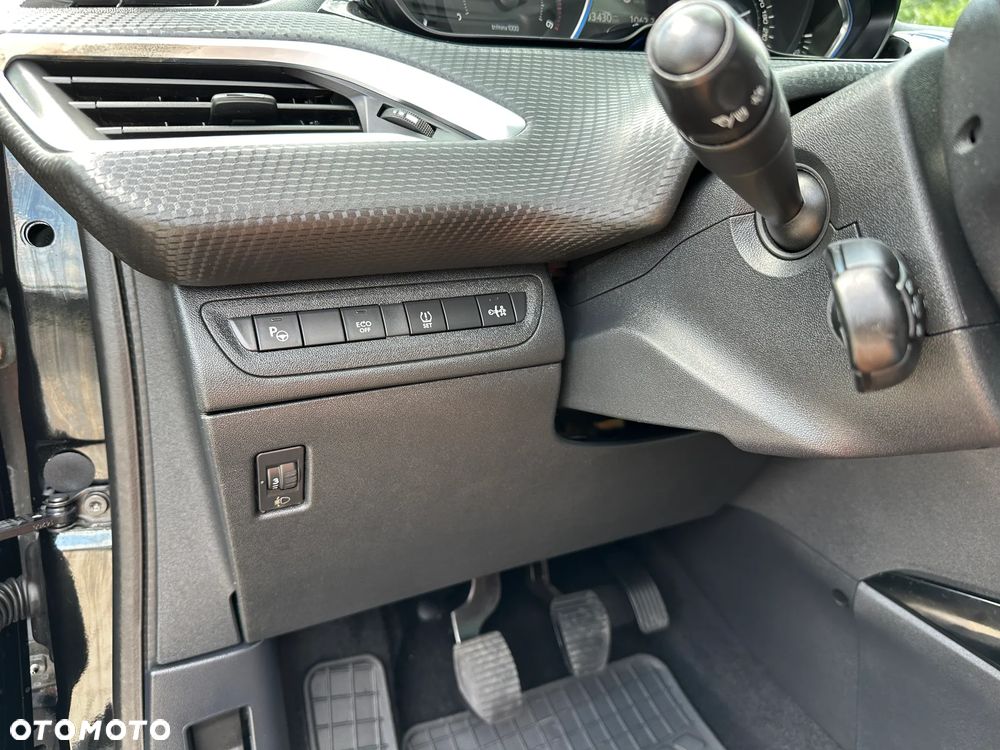 Peugeot 2008 - 20