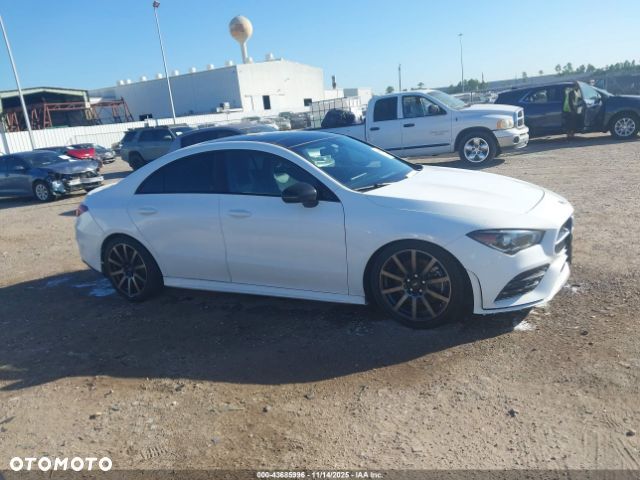 Mercedes-Benz CLA - 5