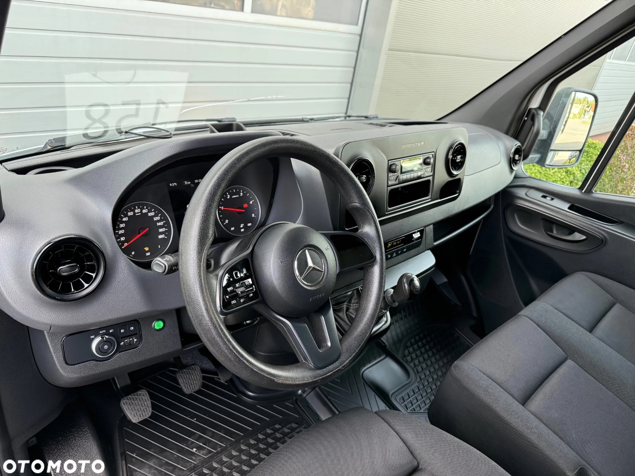Mercedes-Benz Sprinter 314 CDI Kontener Chłodnia Izoterma do 0C Salon P - 9
