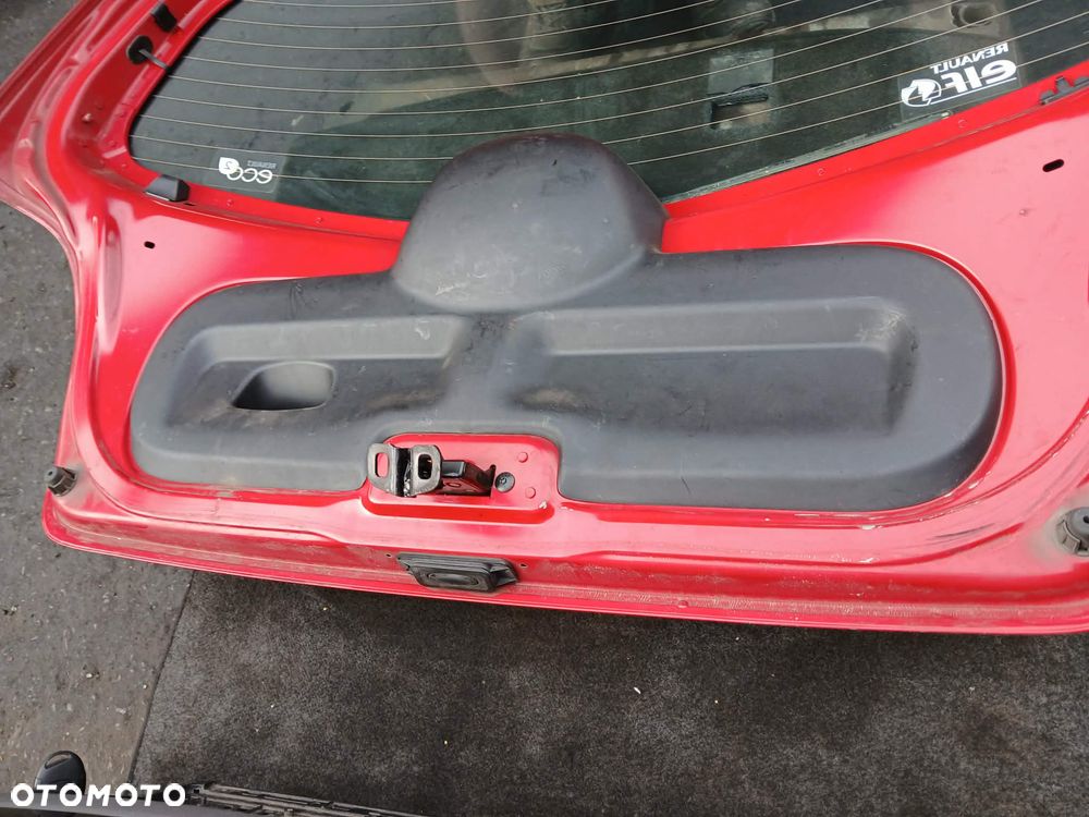 Renault Twingo II klapa bagażnika - 6