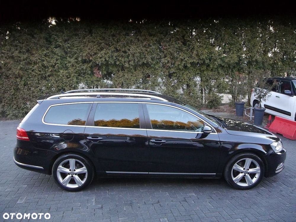 Volkswagen Passat - 11
