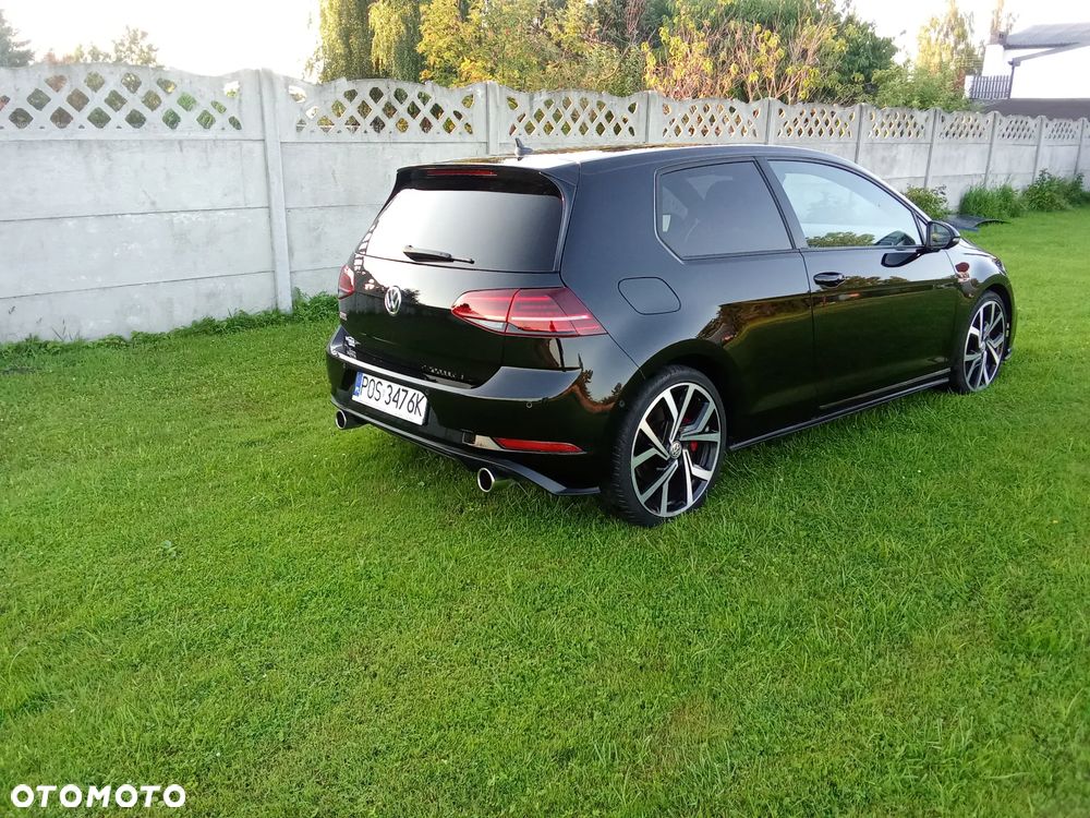 Volkswagen Golf - 3