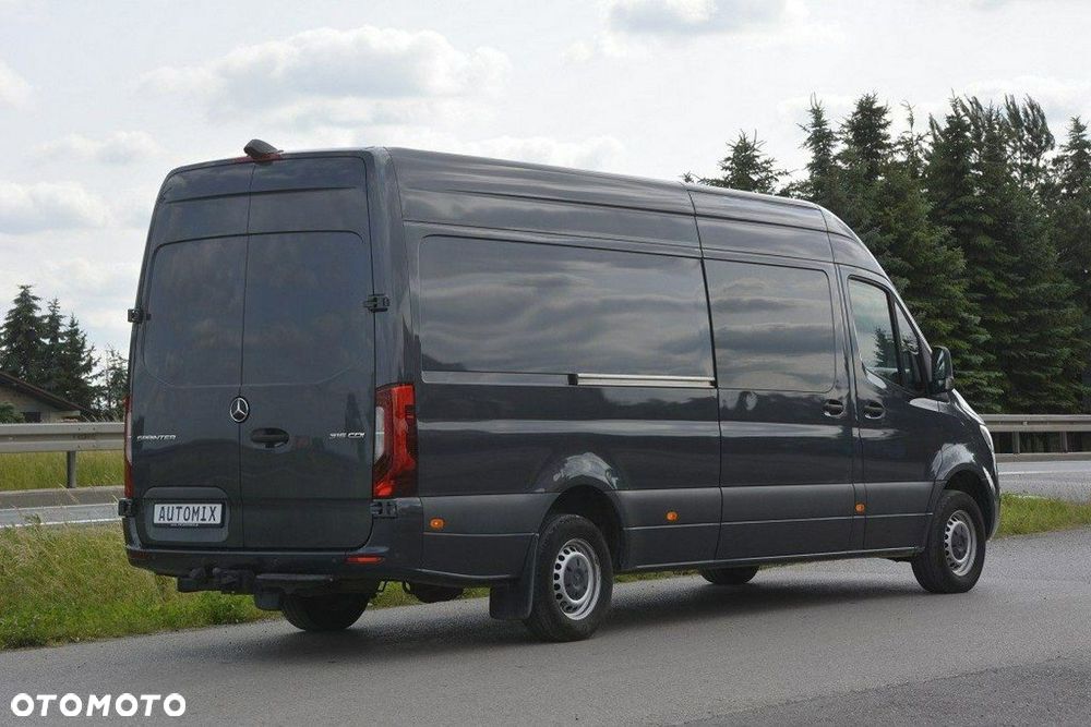 Mercedes-Benz Sprinter - 7