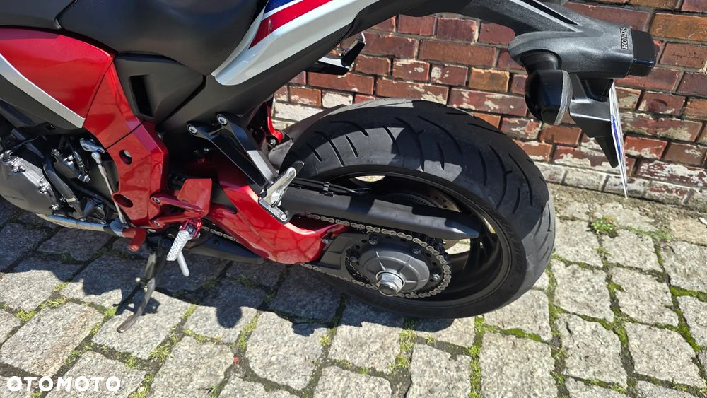 Honda CB - 18