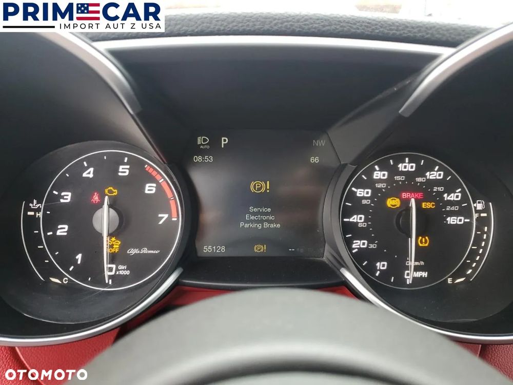 Alfa Romeo Giulia - 9