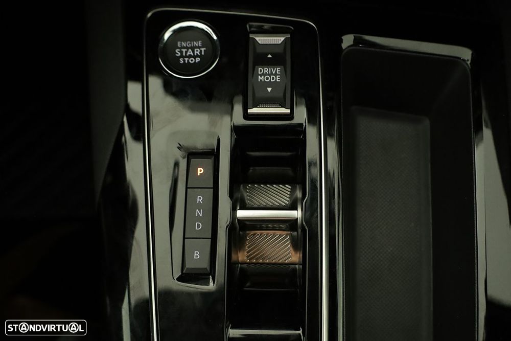 Peugeot 3008 1.6 Hybrid Allure e-EAT8 - 13