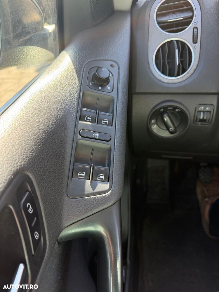 Volkswagen Tiguan 2.0 TDI CR DPF 4Motion Sport&Style - 17