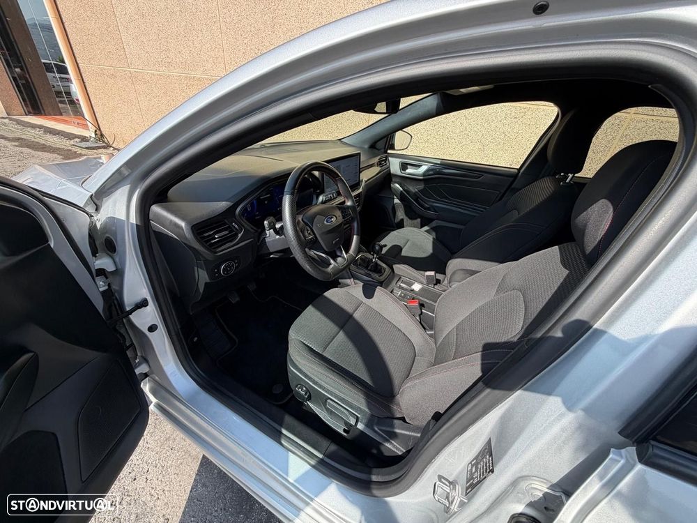 Ford Focus SW 1.0 EcoBoost MHEV ST-Line X - 6