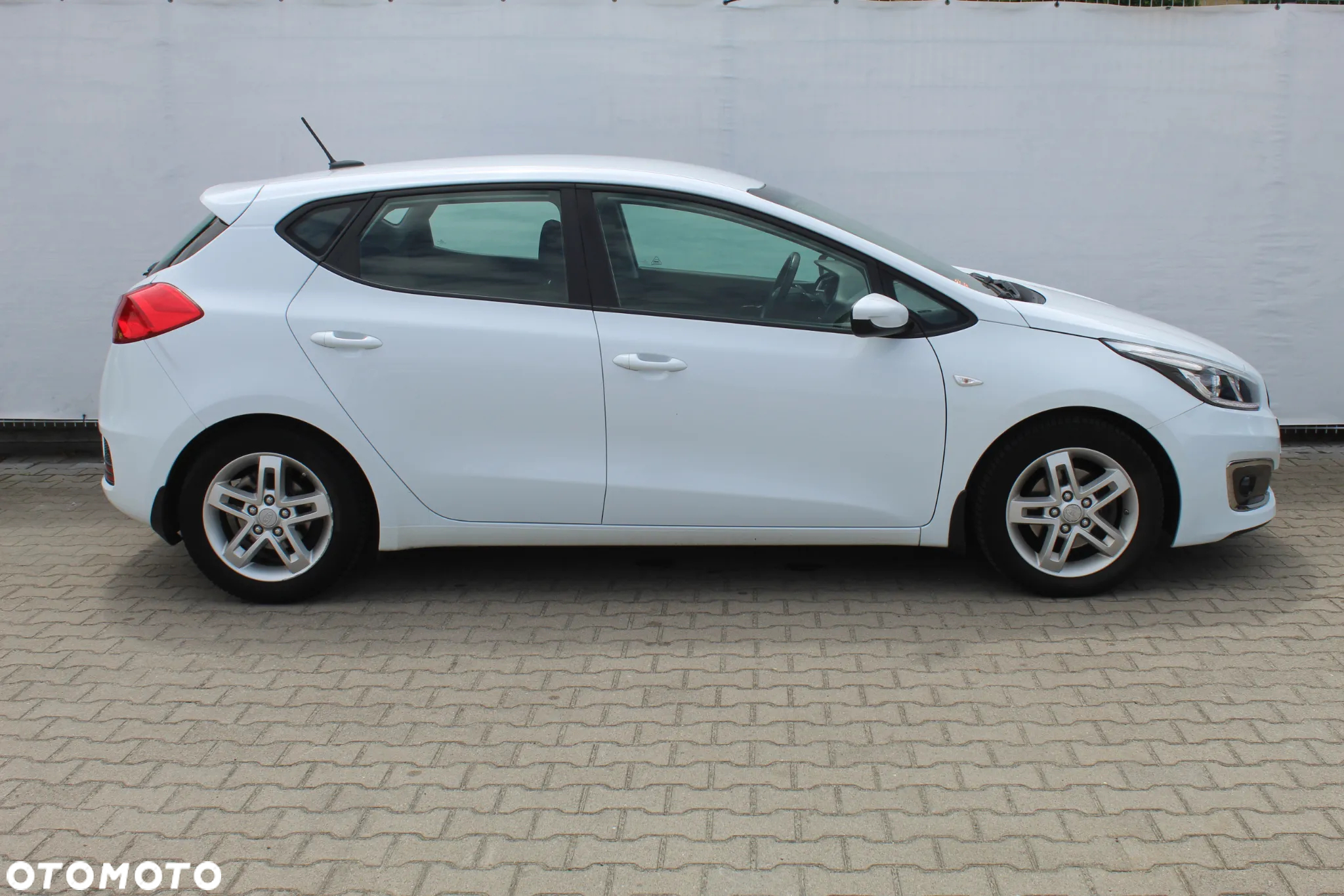 Kia Ceed Cee'd 1.6 GDI Smart Plus - 6