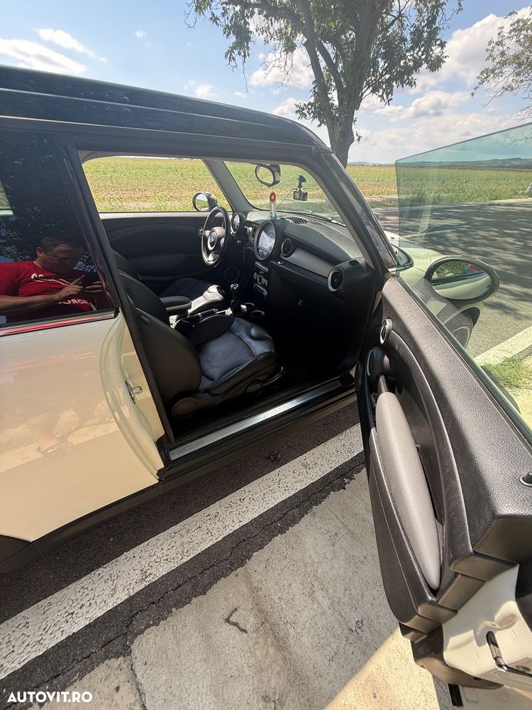 Mini Clubman Cooper - 13