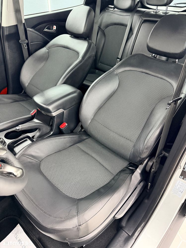 Hyundai ix35 1.7 CRDI 2WD Comfort - 17