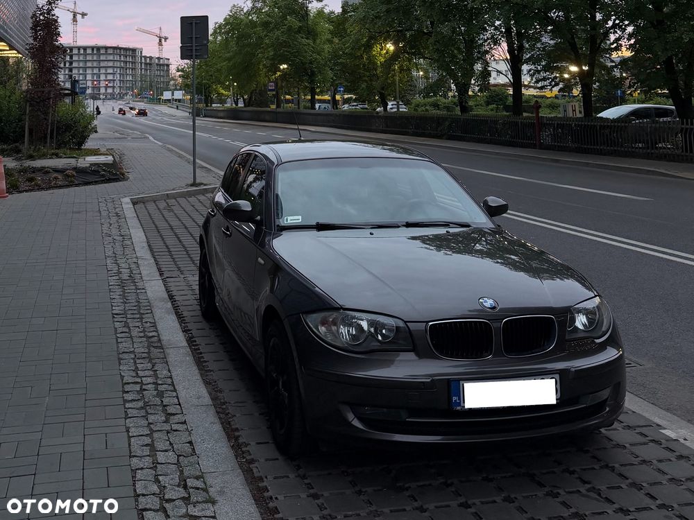 BMW Seria 1 - 1