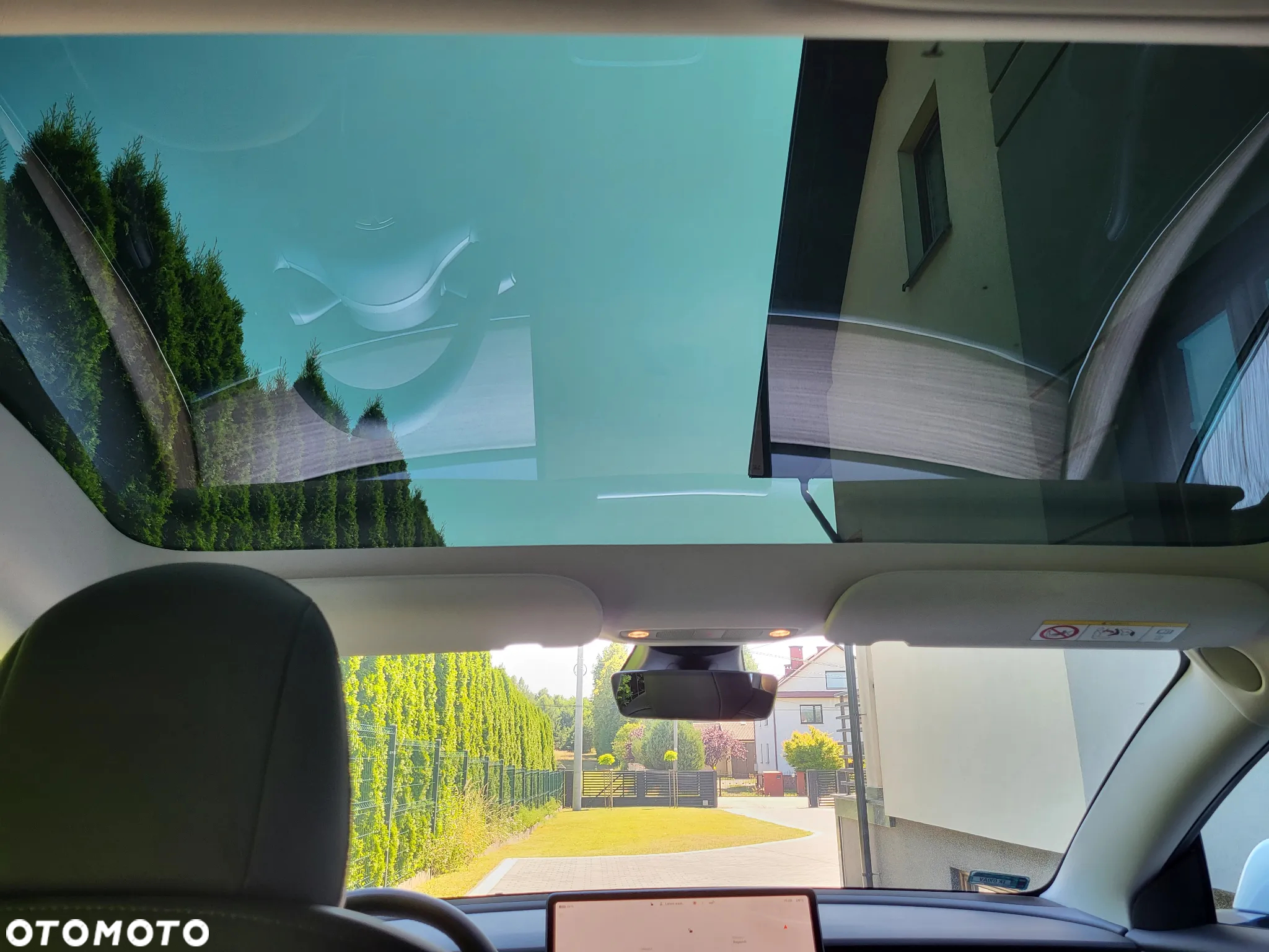Tesla Model 3 - 12