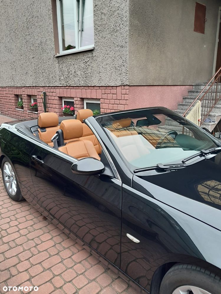 BMW Seria 3 320i - 9