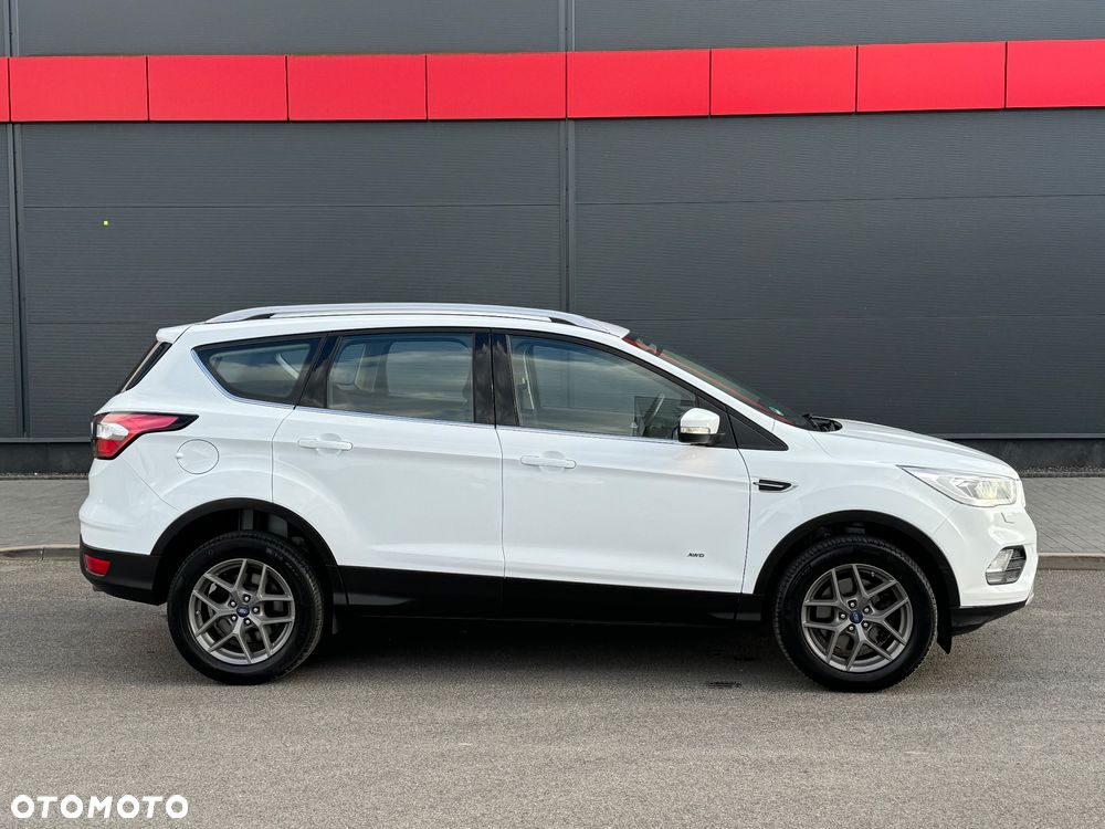 Ford Kuga 2.0 TDCi AWD Titanium - 11