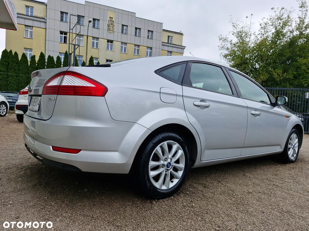 Ford Mondeo 1.8 TDCi Titanium - 5