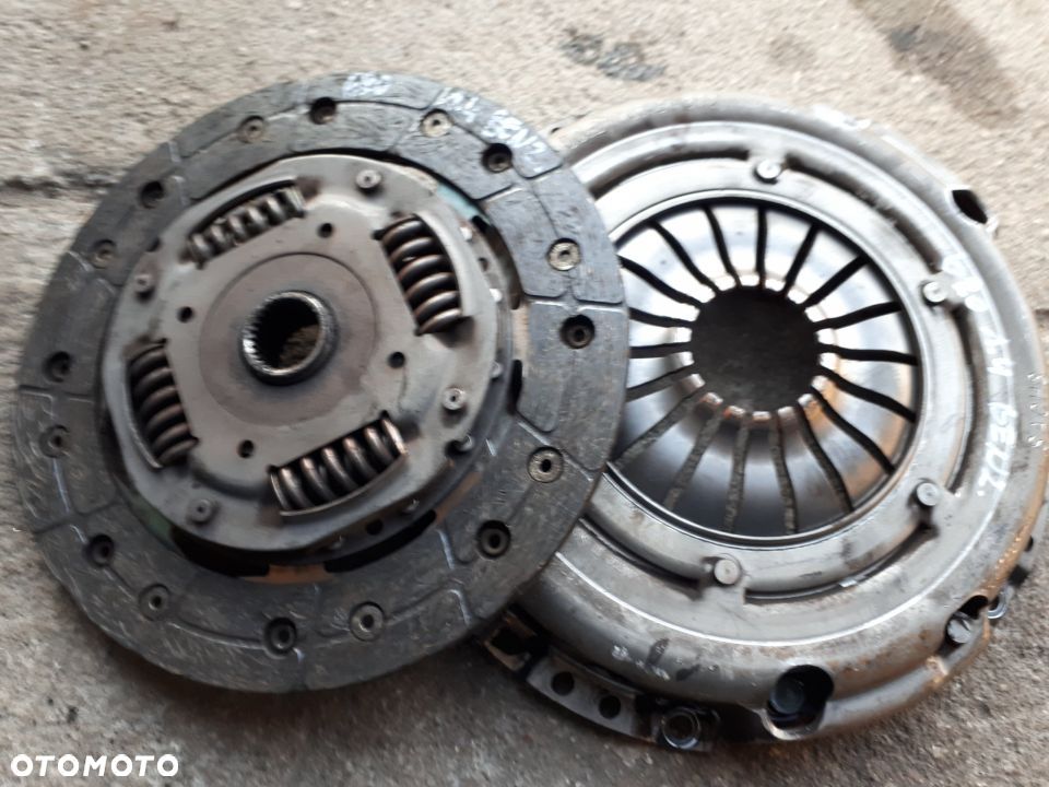 VW POLO 6R0 1.4 BENZ SPRZEGLO DOCISK 09- - 1