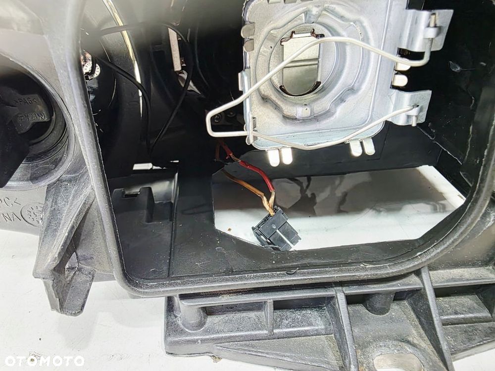 REFLEKTOR LAMPA LEWY PRZÓD XENON AUDI A4 B6 8E0941003S EU 65/25 - 5