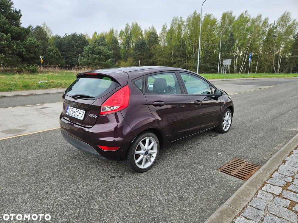 Ford Fiesta 1.25 Ghia - 7