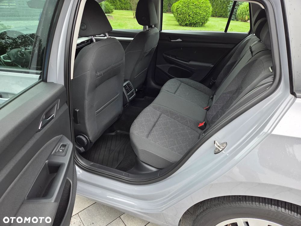 Volkswagen Golf 2.0 TDI Life - 24