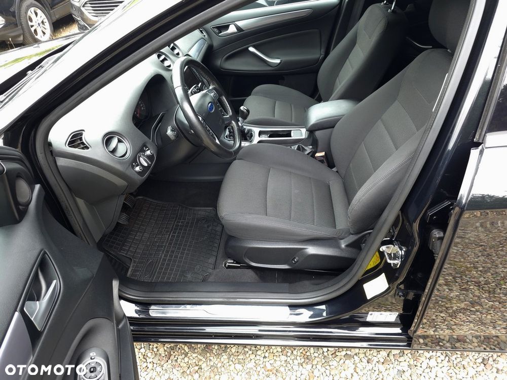 Ford Mondeo 2.0 TDCi Titanium - 9