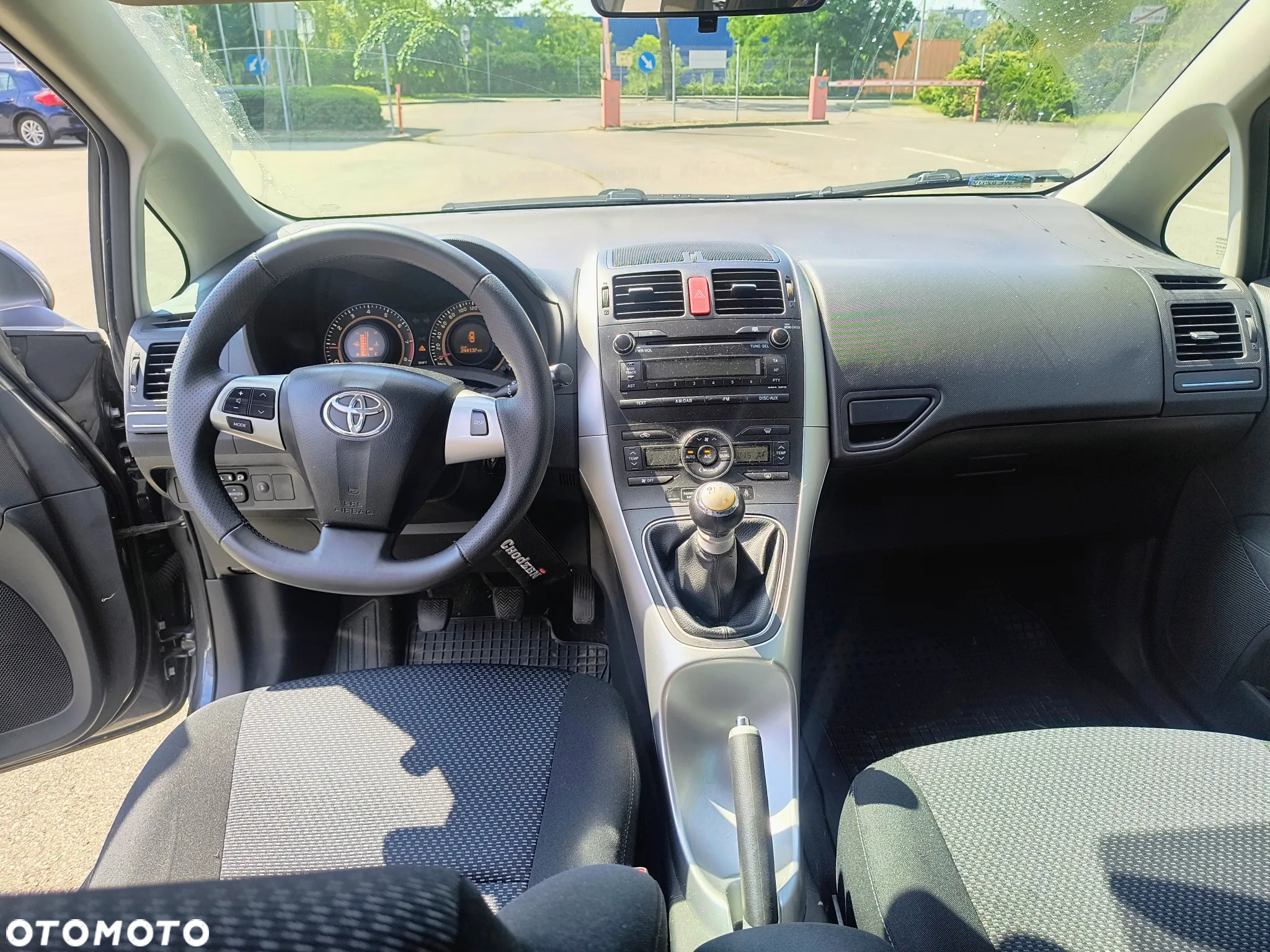 Toyota Auris 1.6 Luna - 6