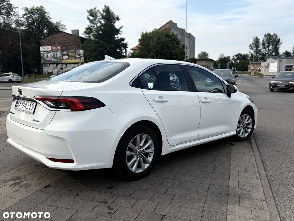 Toyota Corolla - 13