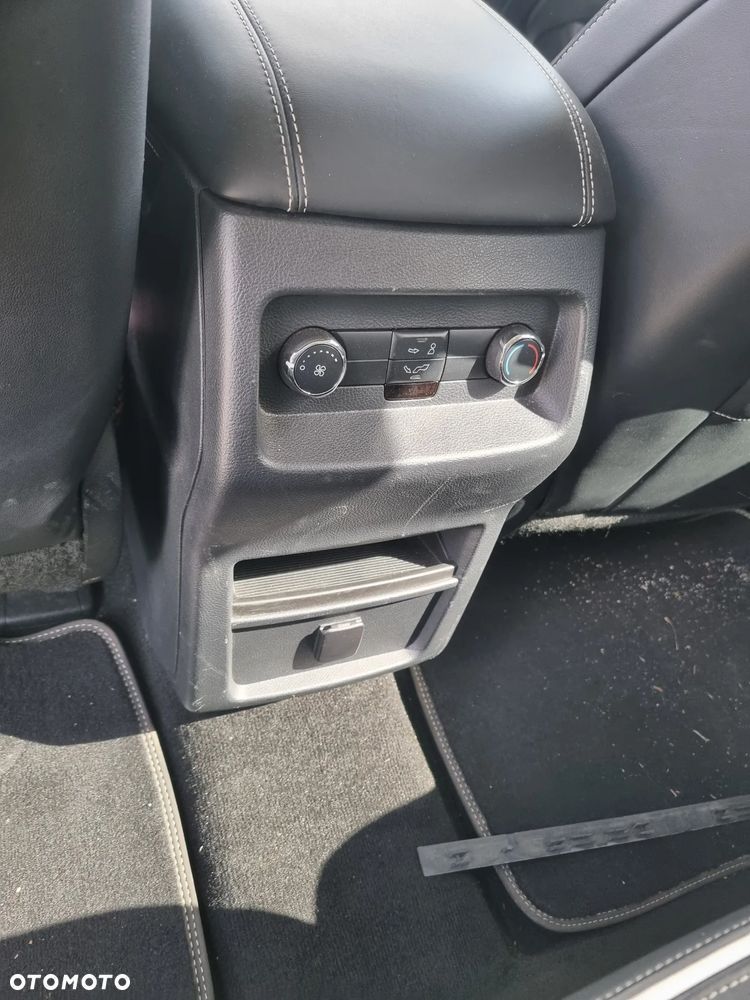 Ford S-Max 2.0 EcoBlue Vignale - 25