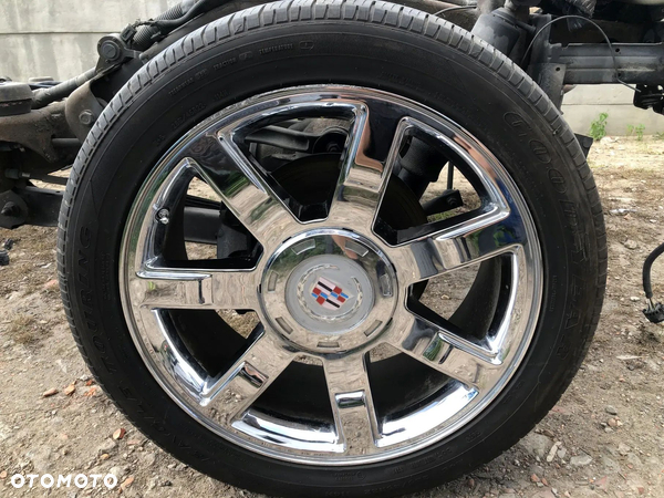 CADILLAC ESCALADE III 6,2 V8 2006-2014 FELGI ALUMINIOWE ALUFELGI 22" CHROM CHROMOWANE
