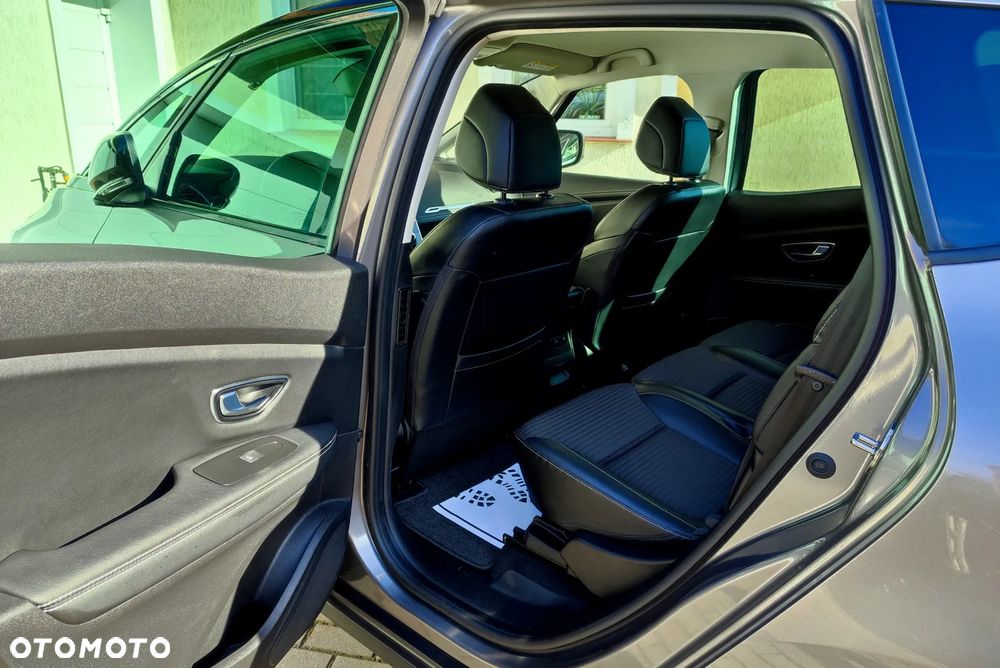 Renault Scenic 1.7 Blue dCi Zen - 32