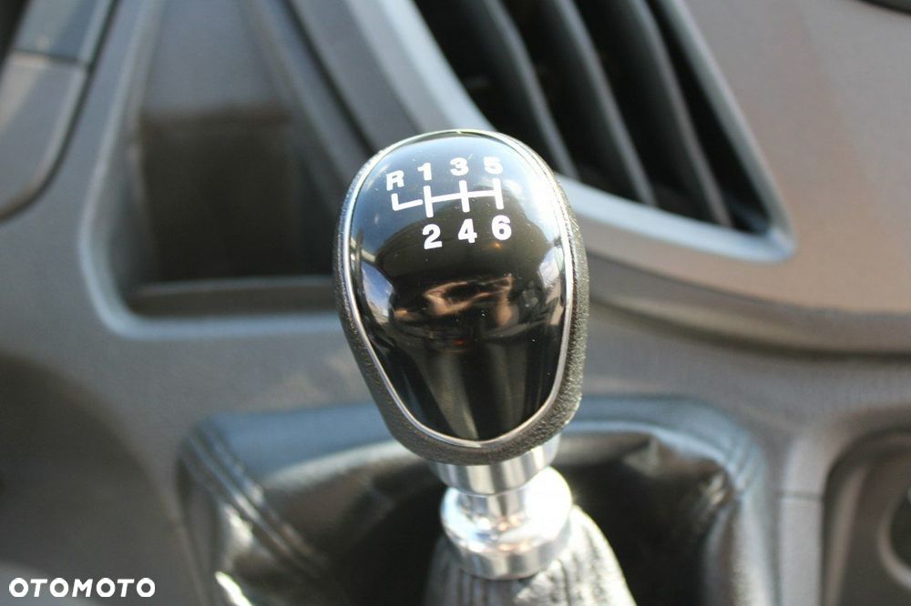 Ford Transit - 24