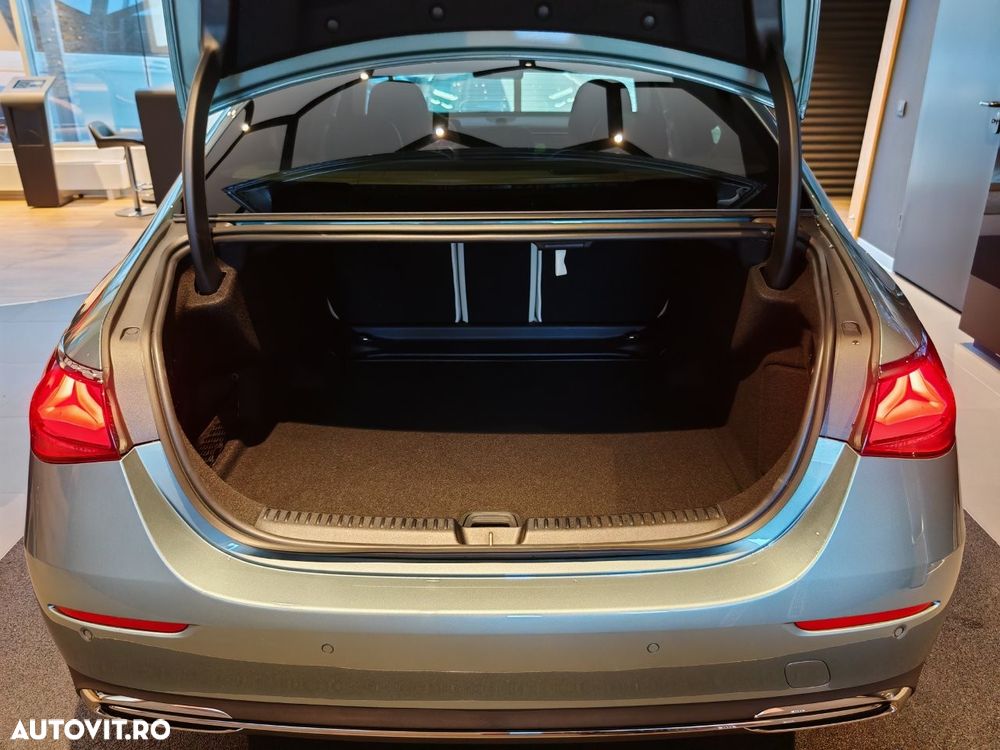 Mercedes-Benz E 200 MHEV 4MATIC Aut. - 17