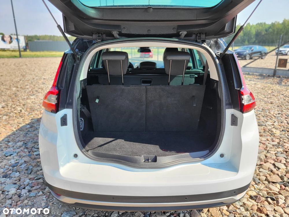 Renault Scenic - 18