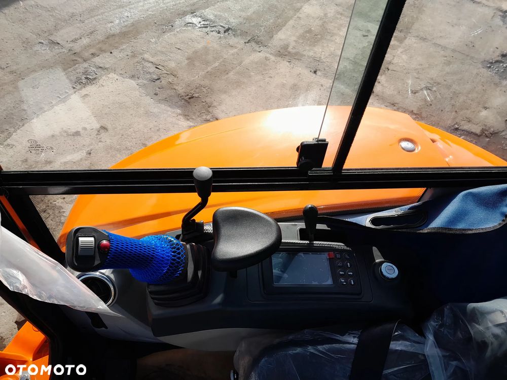 Kubota LONKING CDM6025 - 27