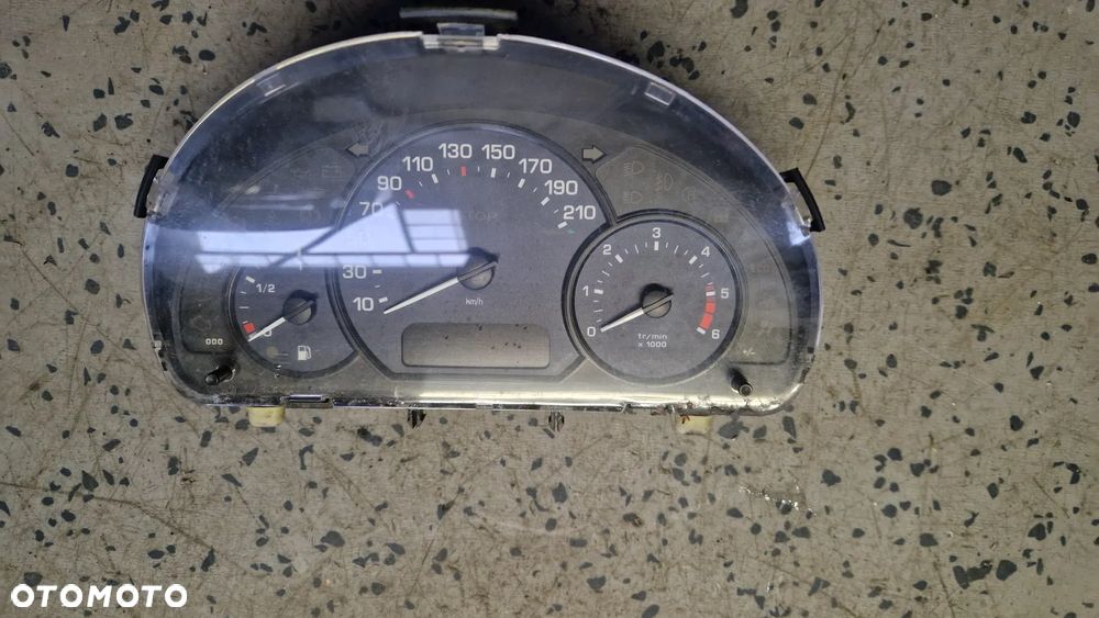 PEUGEOT 1007 1.4 HDI LICZNIK 9658241680 - 1