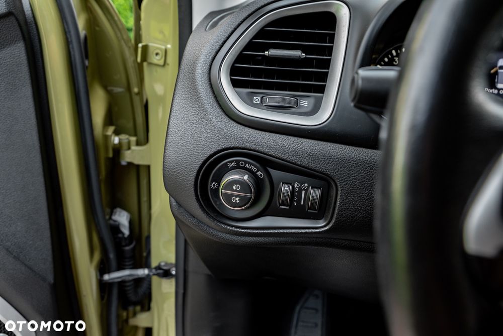 Jeep Renegade 1.4 MultiAir Active Drive Automatik 75th Anniversary - 33