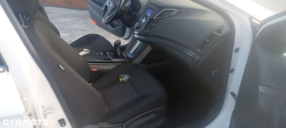 Hyundai i40 - 25