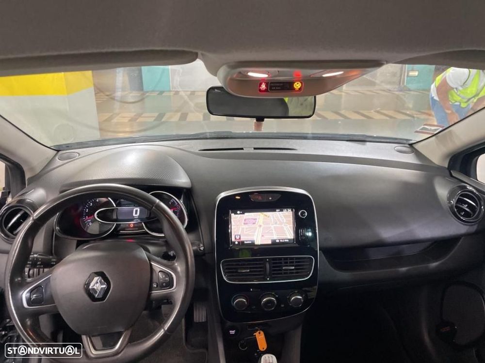 Renault Clio 1.5 dCi Limited C/PM+Pneu - 6