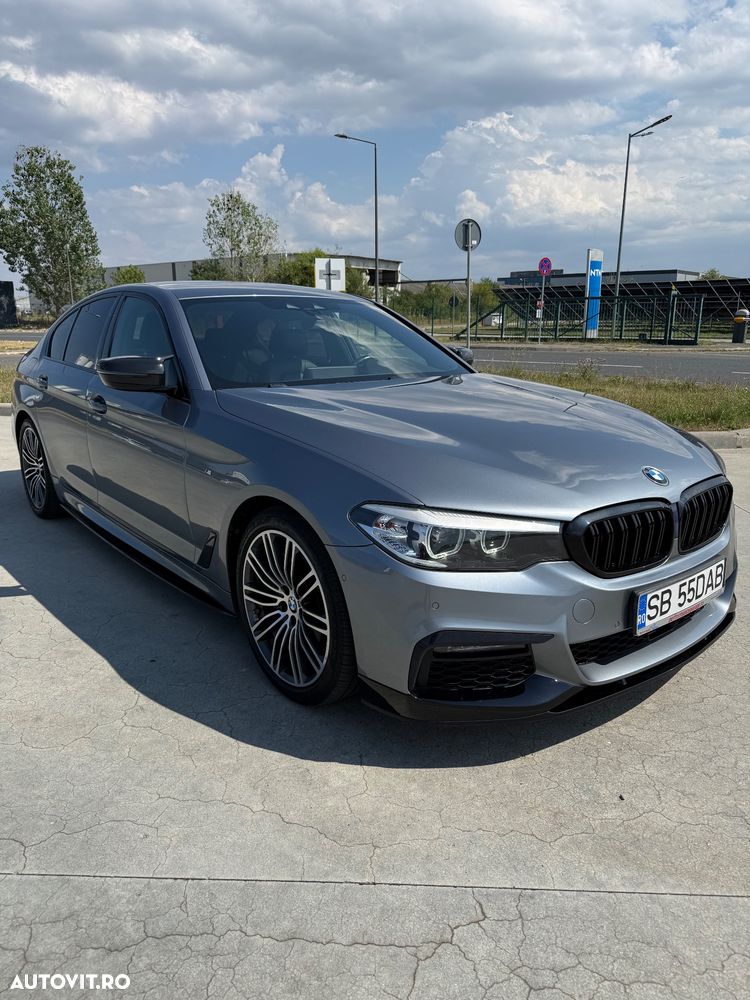 BMW Seria 5 530d xDrive AT - 2