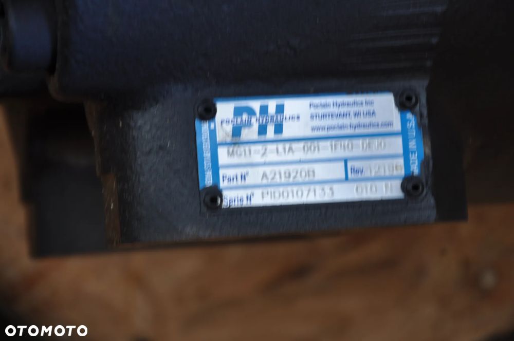 Silnik jazdy Hydromotor Case 5088 5130 5140 6088 6130 6140 7088 7130 7140  87648796 - 6