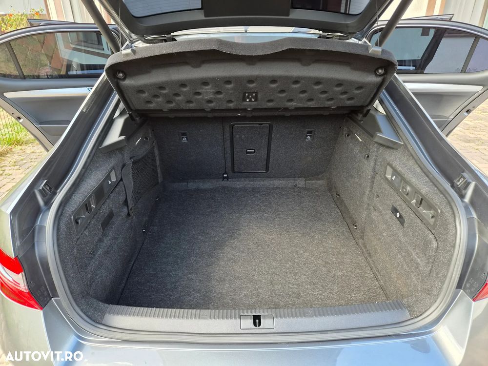 Skoda Superb 2.0 TDI DSG Ambition - 31