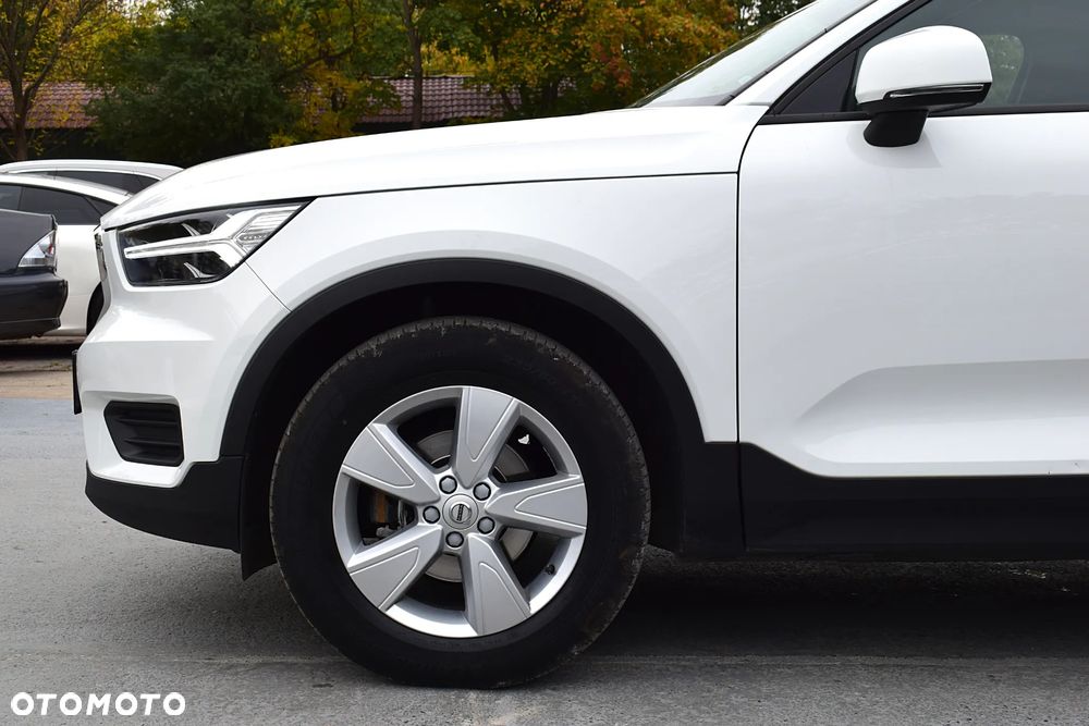 Volvo XC 40 T3 Momentum - 19