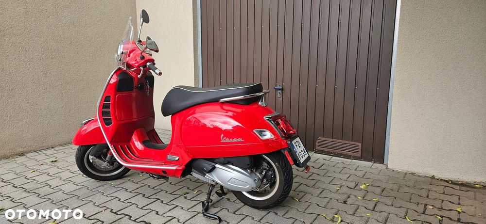 Vespa GTS - 3