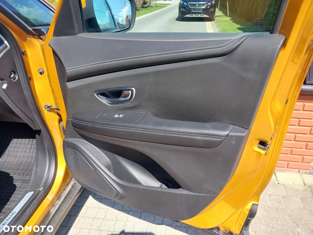 Renault Scenic 1.2 TCe Energy Intens - 23
