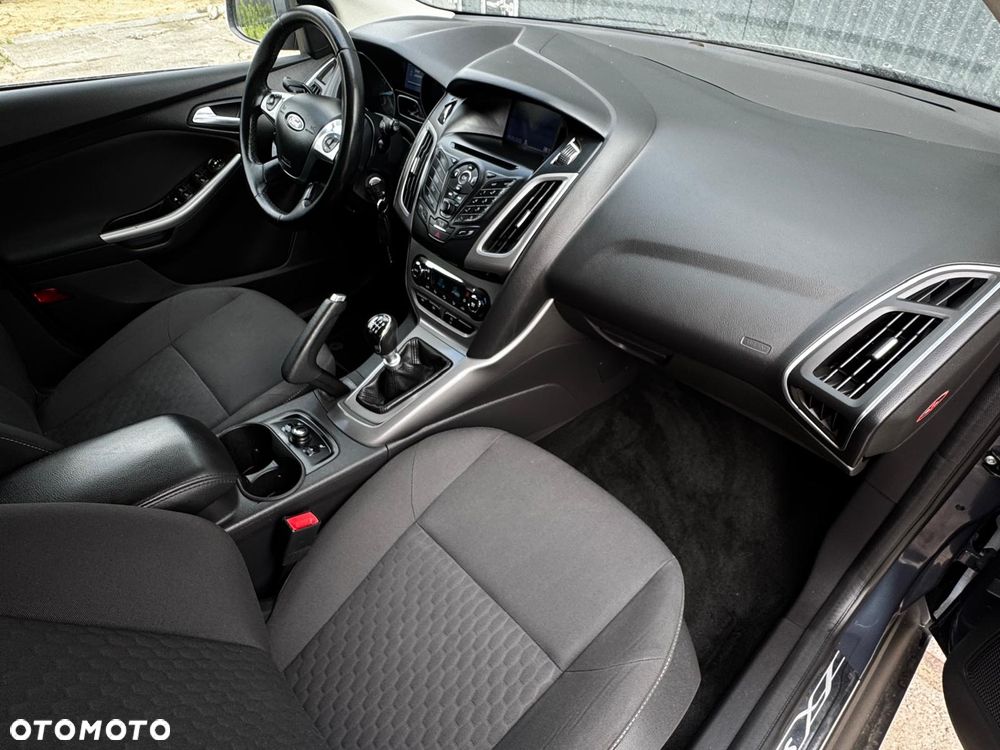 Ford Focus 1.0 EcoBoost STart-Stopp-System TITANIUM - 23