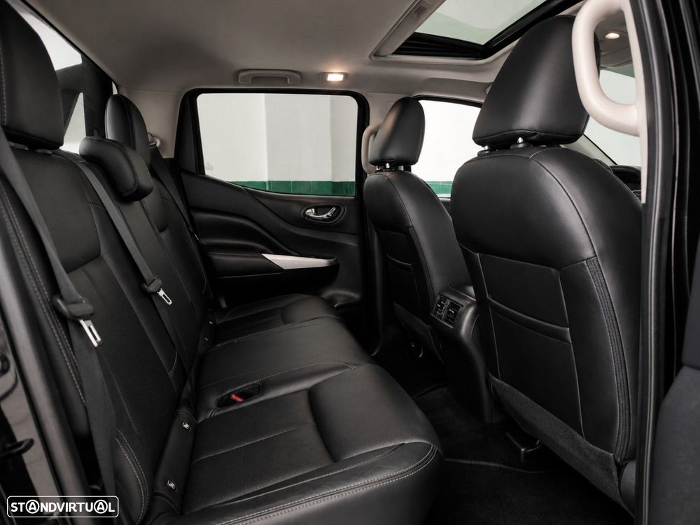 Nissan Navara 2.3 dCi CD 4WD Tekna Auto - 15