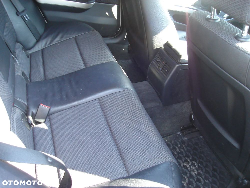 BMW Seria 3 318d DPF Edition Exclusive - 10