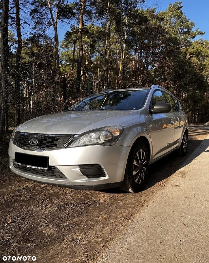 Kia Ceed 1.6 Crdi Comfort + - 1